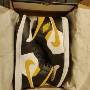 Air jordan 1 mid